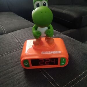 Super Mario Yoshi Alarm Clock - Orange and Green
